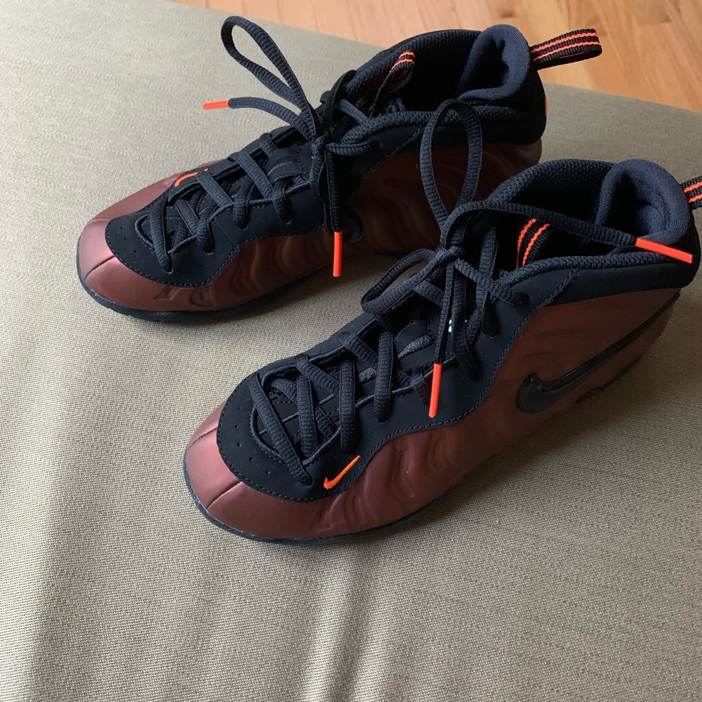 Kids Nike Posite brand new
